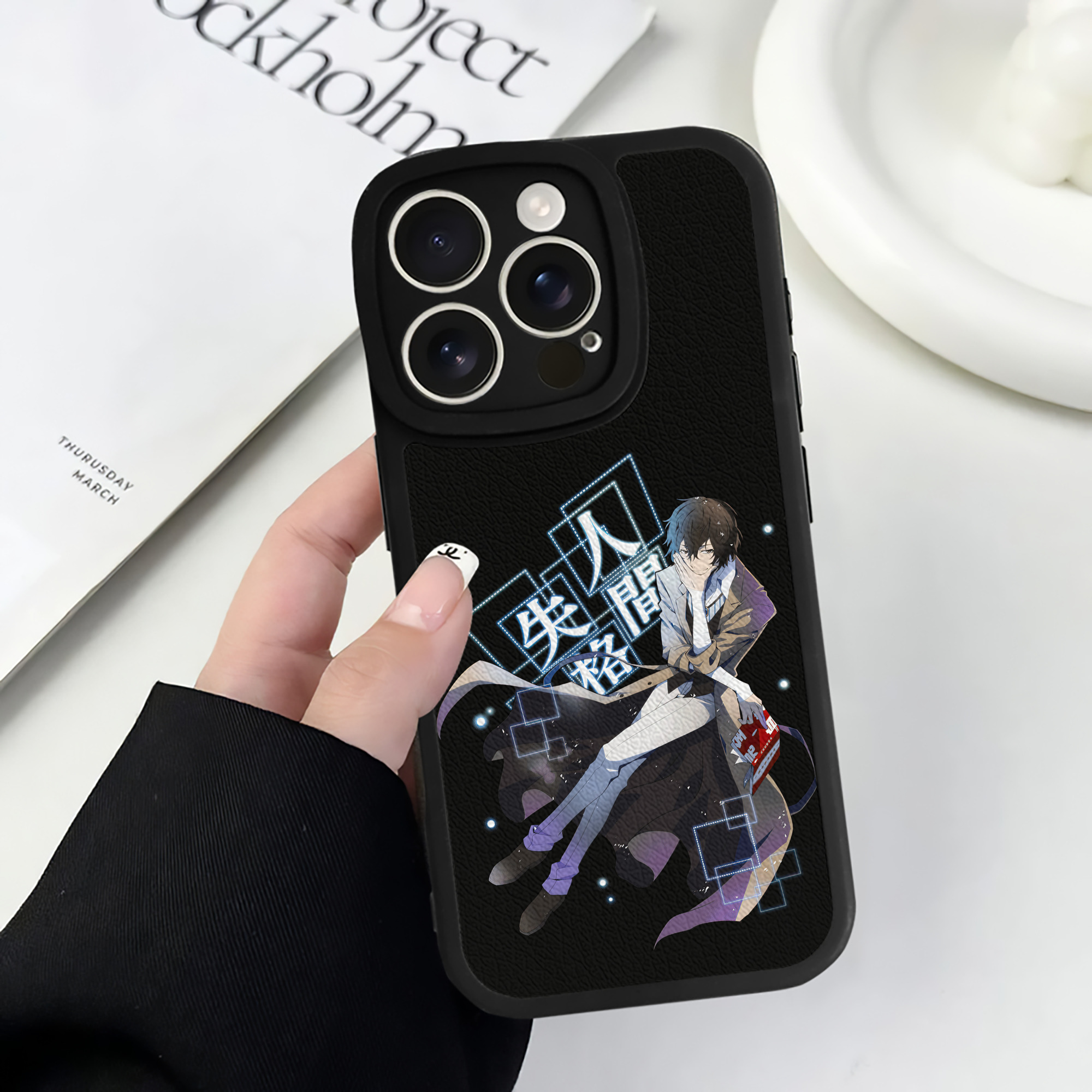 （画像用） 文豪ストレイドッグス Bungo Stray Dogs 【iPhone 16シリーズ対応】シリコンスマホケース（レザー調） 材質：シリコン